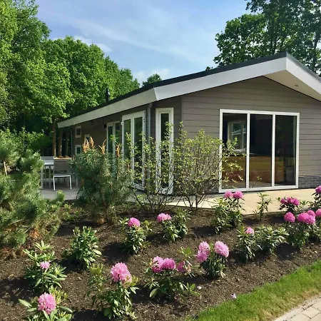 Bb Superior 4 Personen Wellness Resort *